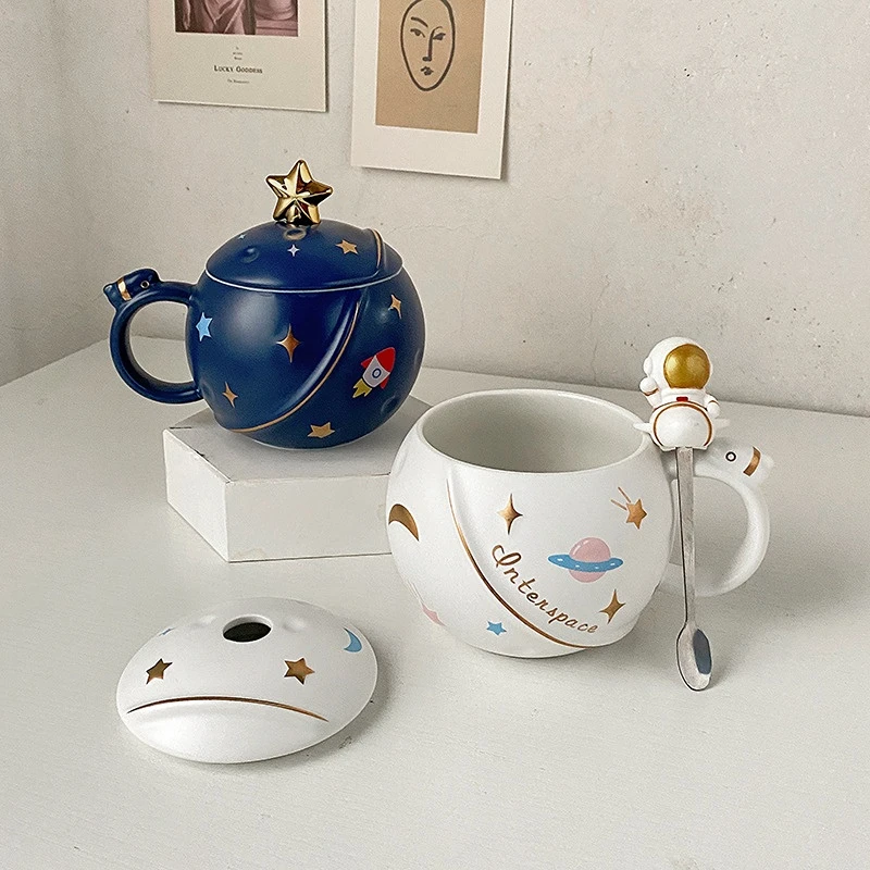 

Astronaut Pattern Ceramic Cups Creative Coffee Mug Beautiful Tea Mugs Kawaii Cup Porcelain with Lid Travel Breakfast Porcelain