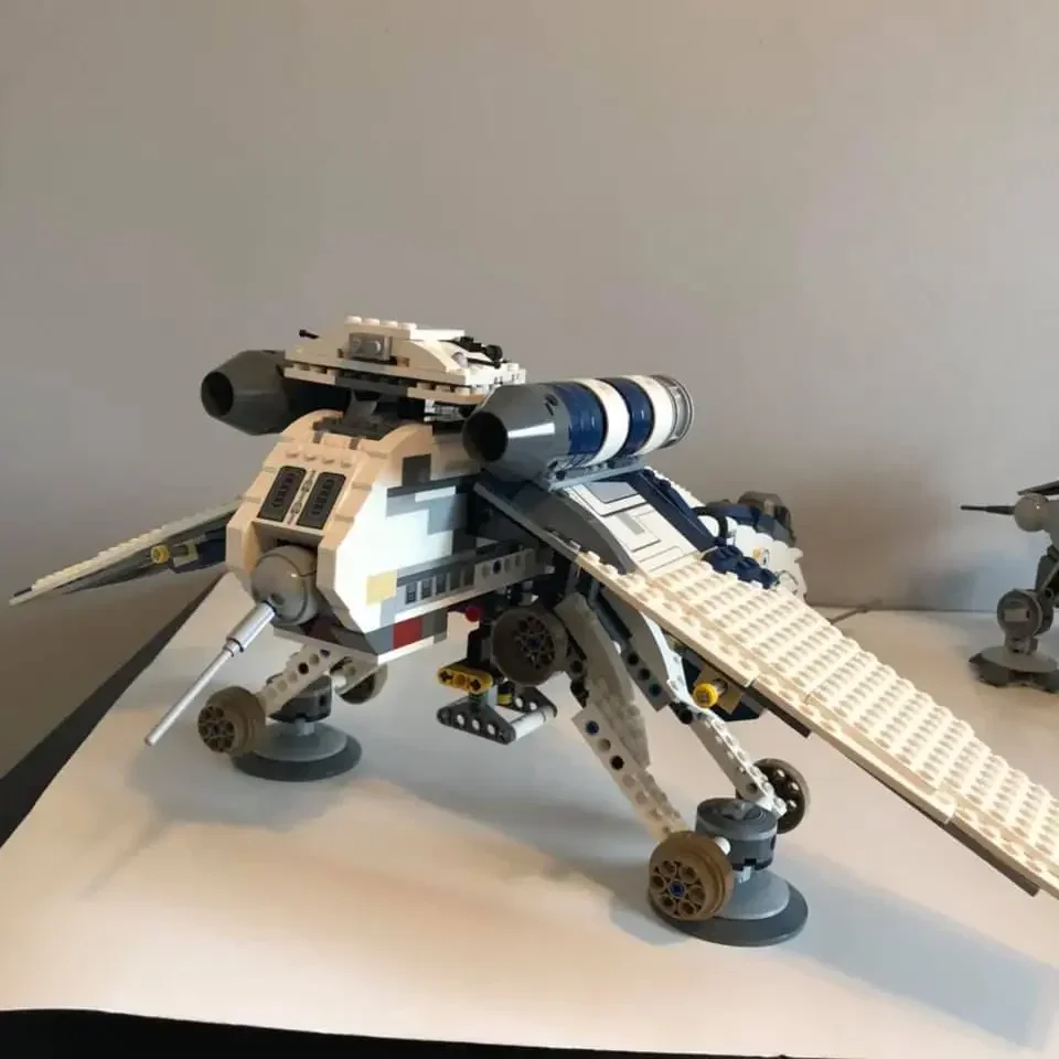 НОВЫЙ MOC 05041 10195 Набор дисплеев 1808 шт. Строительные блоки Кирпичи Игрушка для детей