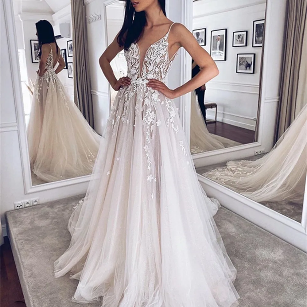 

Sexy V Neck Boho A Line Wedding Dress 2022 Spaghetti Strap Bohemian Beach Bride Dress Lace Appliques Tulle Vestido De Noiva