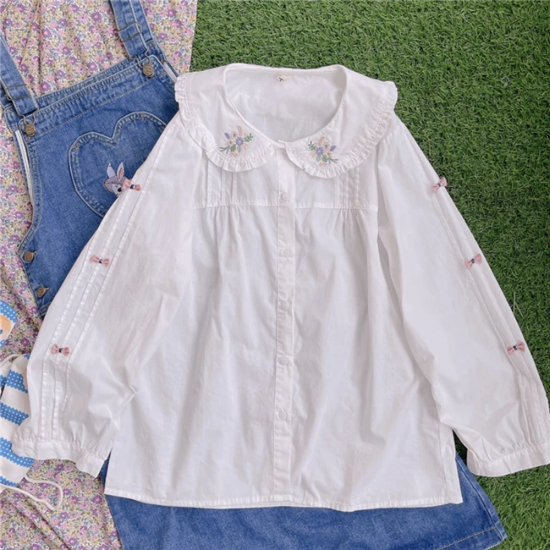 

Japanese Sweet Lolita Blouses Girly Kawaii Bow Floral Embroidery Peter Pan Collar JK Shirts Women White Long Sleeve Blusas Mujer