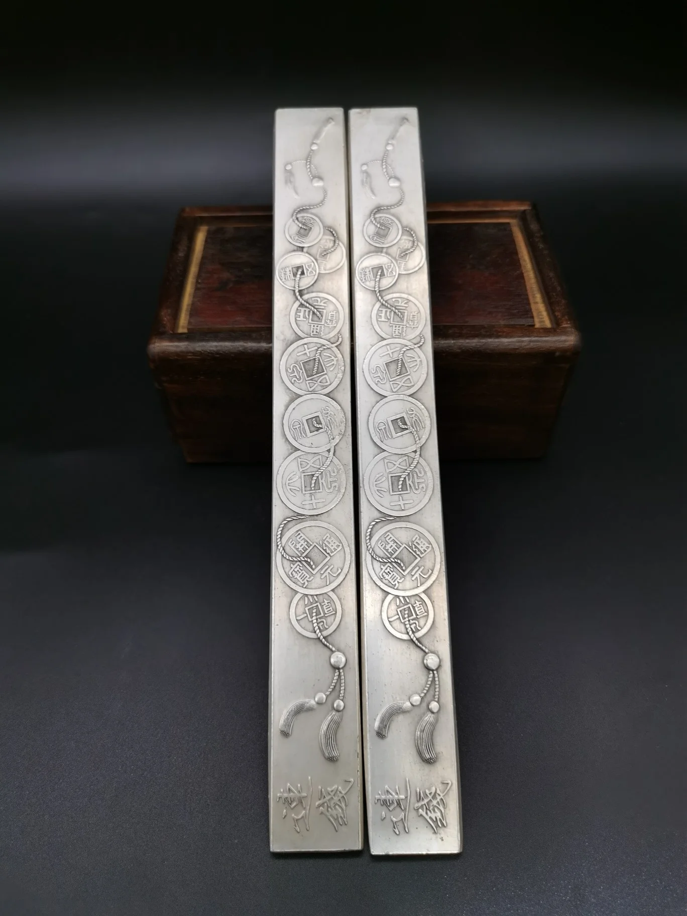 

Collect Chinese Elaboration Cupronickel Auspicious Lucky Wealth“Copper Cash ”Paper-Weight Metal Crafts Home Decoration