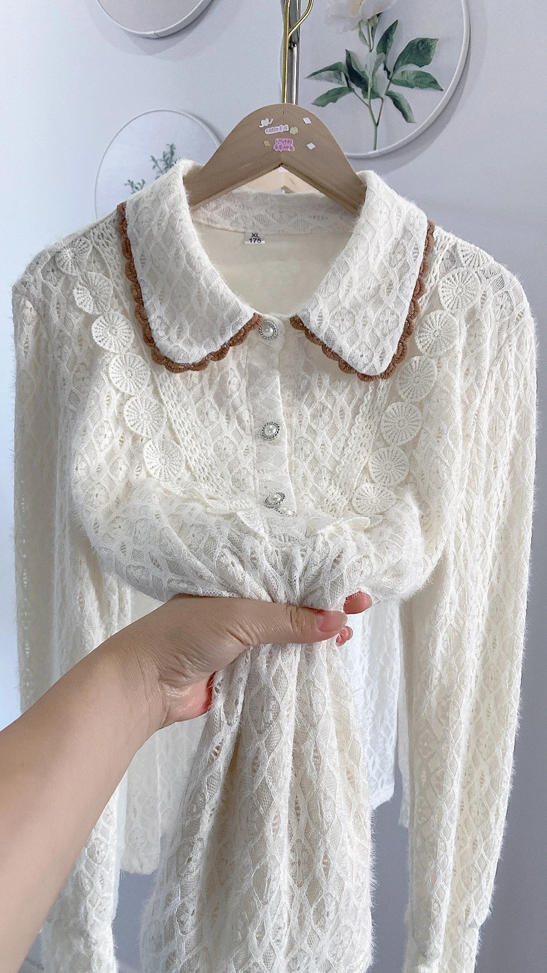Color Matching Lace Doll Collar Lace blouse Slimming Long sleeve Shirt Socialite Fleece-l...