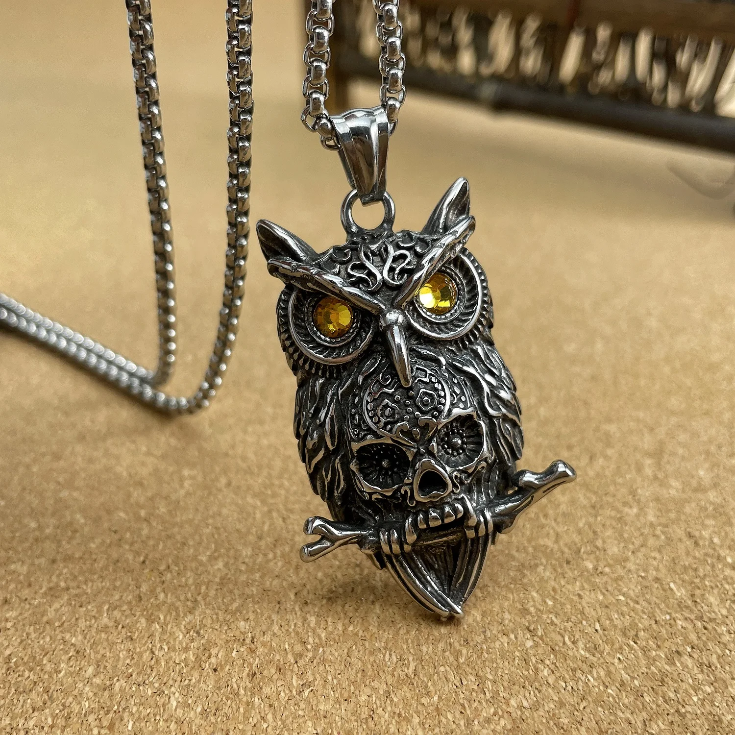 JHSL Retro Men Animal Owl Pendant Necklace Silver Gold Color Stainless Steel Fashion Jewelry Gift Wholesale New Arrival 2023