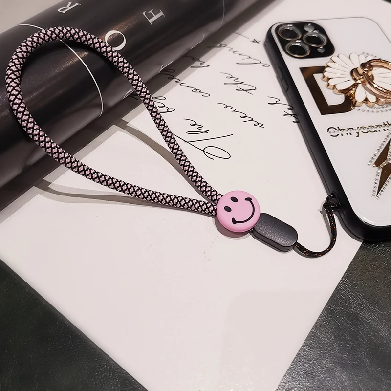 Mobile Phone Lanyard Smiley Face Wrist Pendant Female Short Hand-woven Simple Ornaments Case Universal Bracelet | Мобильные телефоны