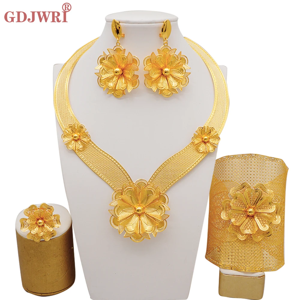 

Fashion Jewelry Sets Gold Color Flower Shape Necklace & Earrings For Women ensemble de bijoux en plaqué or italien Party Gift