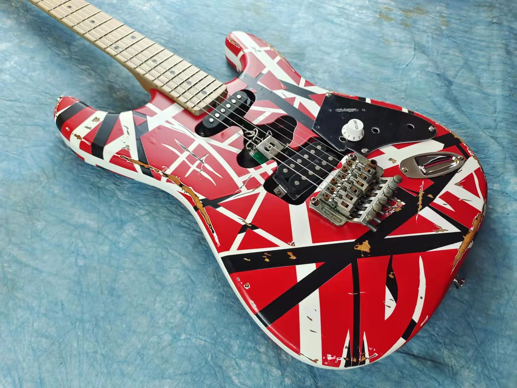 

5150 подержанная электрическая гитара ручной работы от Fan Hailun реликс аксессуары alder корпус канадский клен Шейная упаковка почта