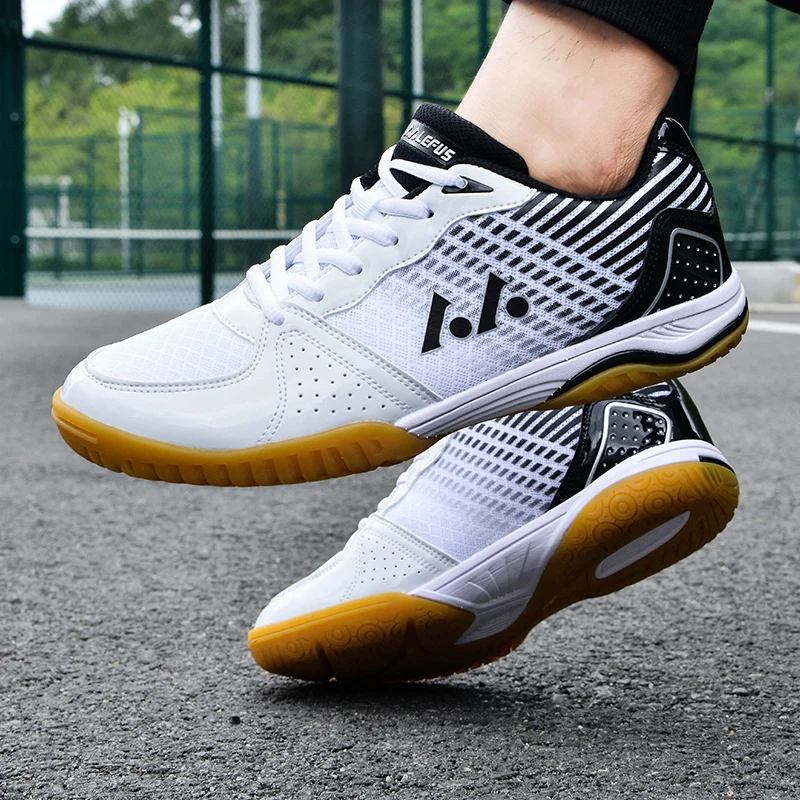

Туфли для бадминтона для мужчин и женщин, Нескользящая дышащая Спортивная обувь для волейбола, настольного тенниса, тренировочная обувь для женщин