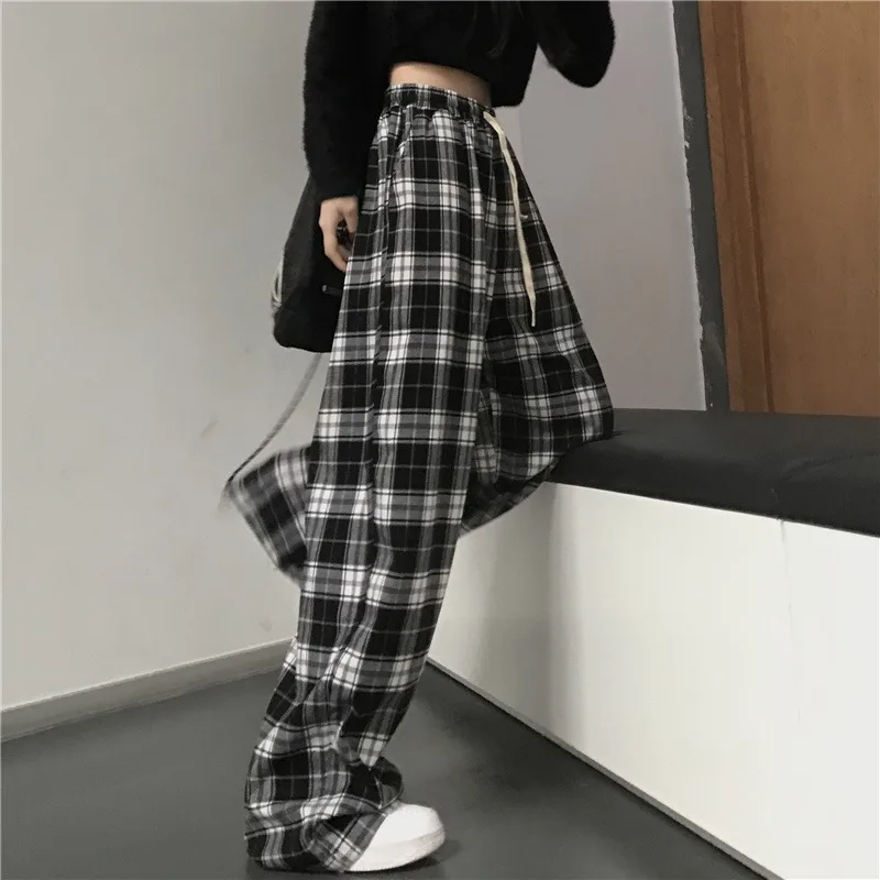 

2022 Harajuku Black and White Plaid Pants Women Summer Casual Wide Leg Trousers Teens Hip Hop Unisex Loose Straight Pants