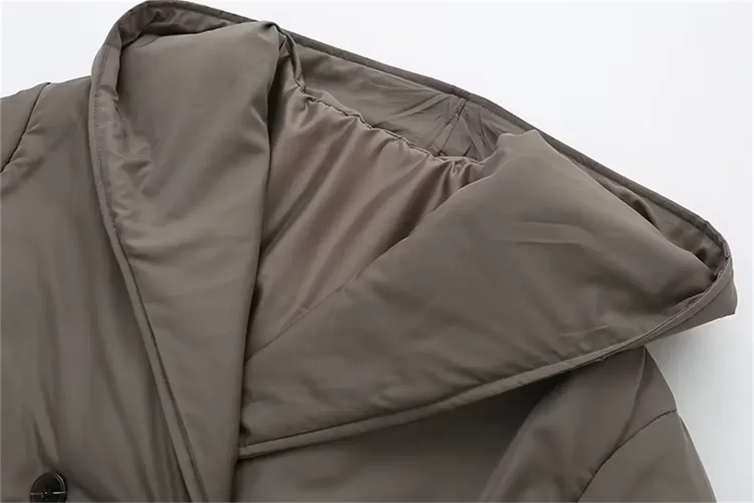 Женская двухбортная куртка с капюшоном свободная хлопковая длинным рукавом и