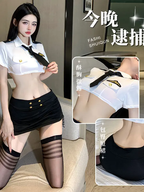 Облегающее нижнее белье форма острая обтягивающая бедра зрелая короткая юбка