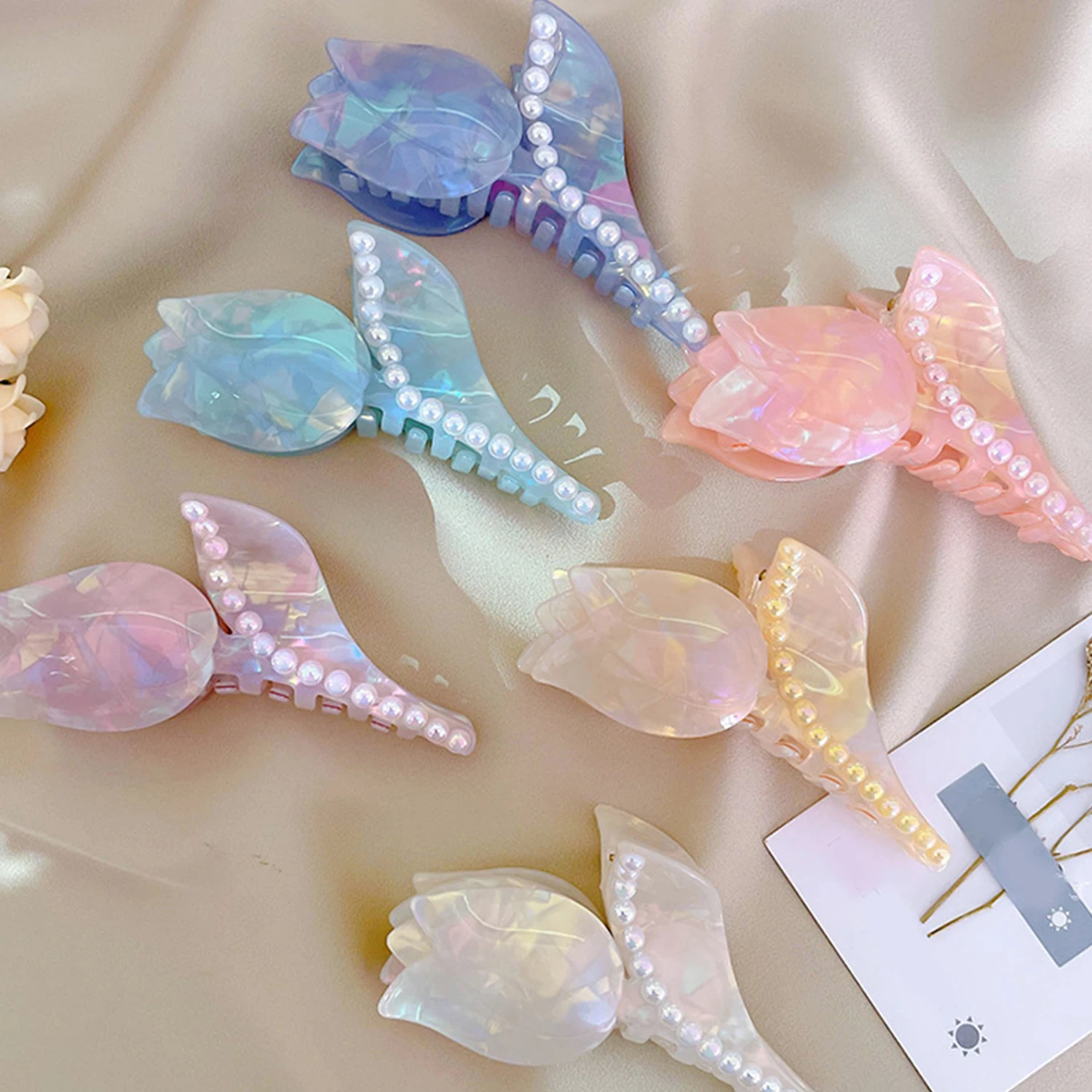 

Pearl Tulip Hair Claw Flower Shark Clip Colorful Hair Jewelry Gift For Women New Trendy Acetic Sweet Cute Party Jewelry