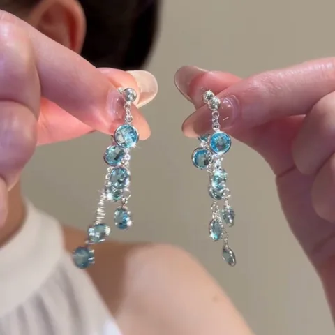 Синие серьги-гвоздики из меди