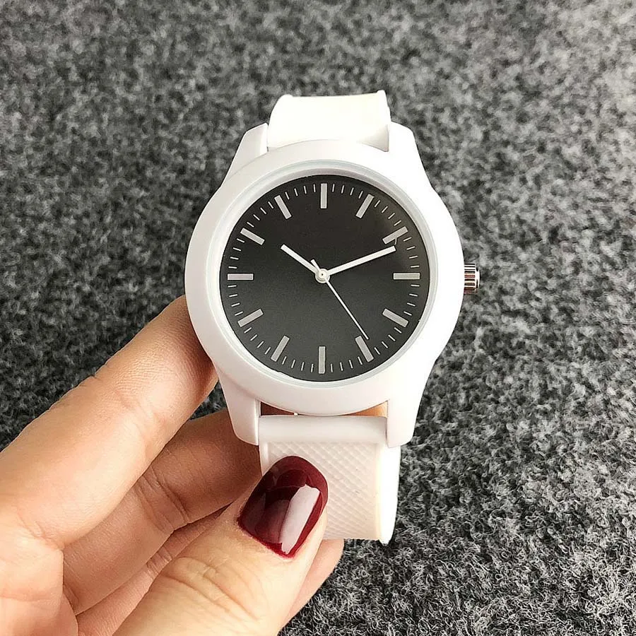 Brand Wrist Watches Men Women Ladies Unisex Crocodile Style Quartz Casual Silicone Band Clock LA07