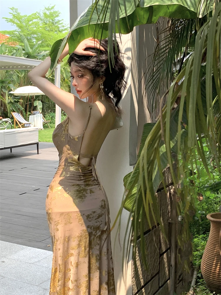 Женское драпированное платье REDDACHiC вечернее длинное с золотистым воротником без