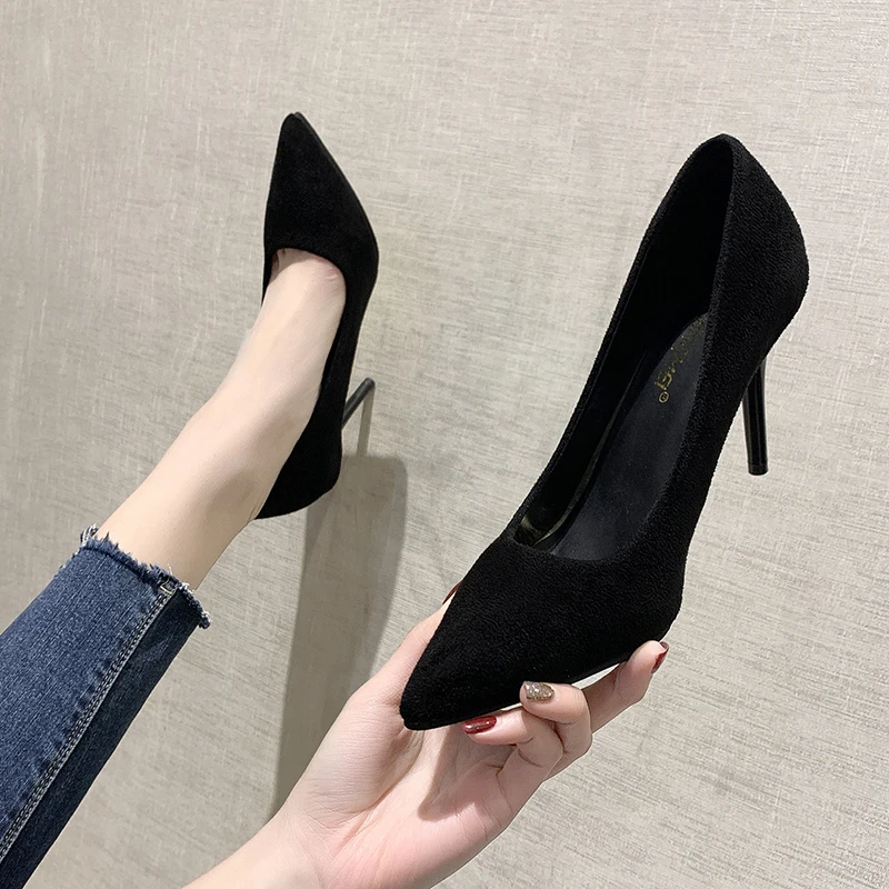

2022 new spring fine heeled suede pointed shallow mouth hundred with black high heels 2629