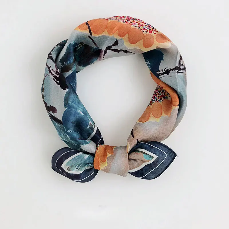 

New Arrival 100% Pure Silk Scarf Women Neck Hair Foulard Bandana Square Small Headband Hijab Print Poncho Scarves Pashmina 2022
