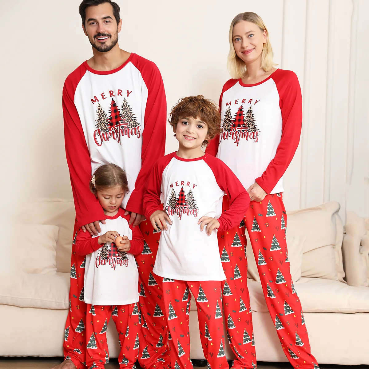 

Print Christmas Tree Family Pajamas Xmas Outfit Clothing Set Couple Men Women Children Baby Kids Mother Son Daddy Daughter Pjs