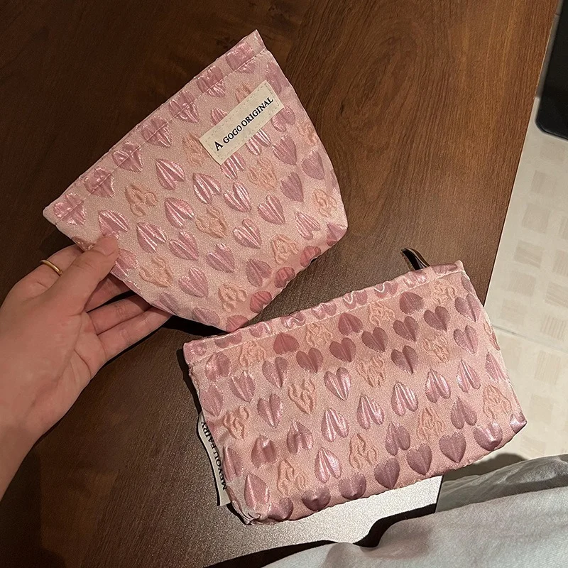 

2022 New Sweet Love Small Cosmetic Bag Portable Storage Liner Lipstick Bag Fashion Cotton Luxury Bag