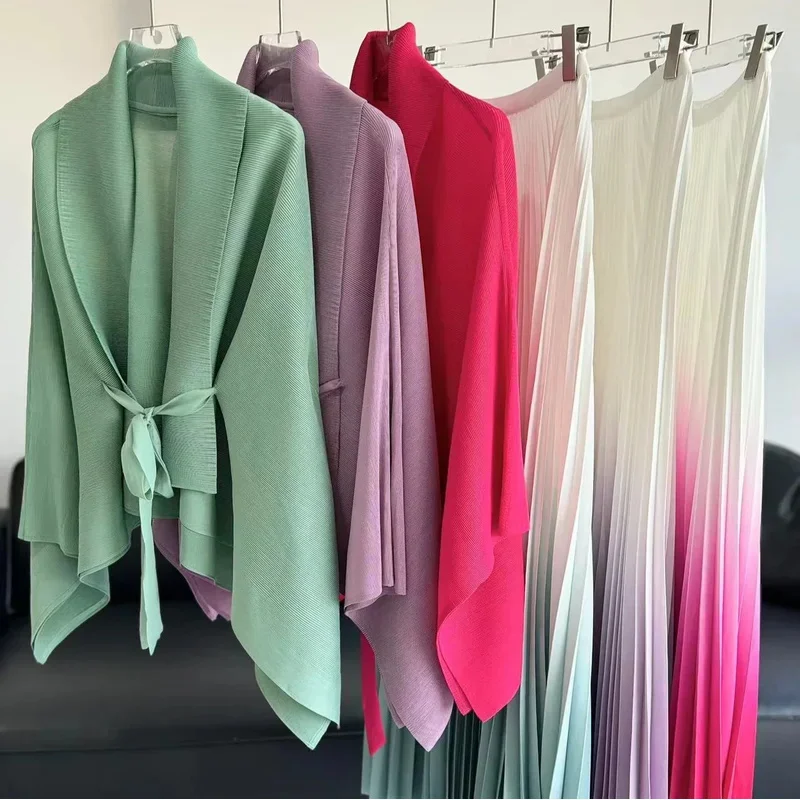 2024 плиссированный однотонный топ с рукавами-бабочками Miyake юбка постепенным