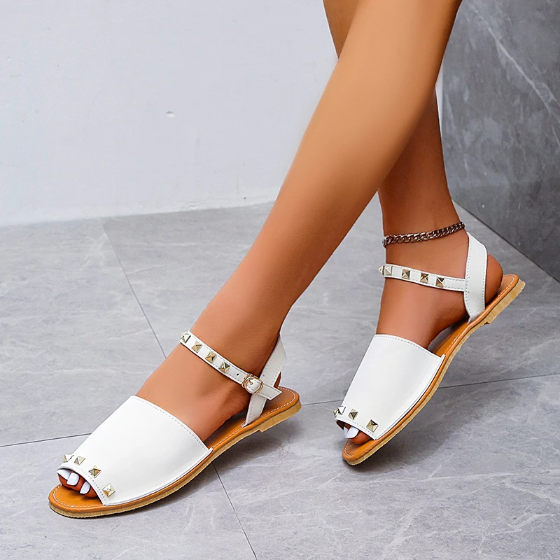 

New Women Sandals Summer Beach Flat Shoes Fashion Metal Rivet Buckle Strap Sandals Open Toe Sexy Ladies Sandals Large Size 35~43