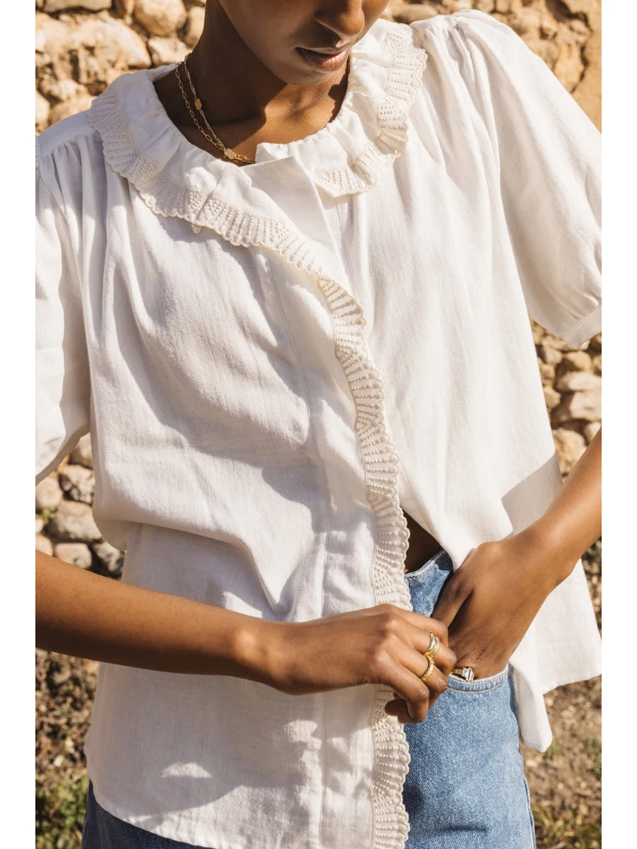 

Ruffles Embroidery Blouse Woman Summer Puff Sleeve Peter Pan Collar White Shirt Top Female Vintage Elegant Casual Chemises Hauts