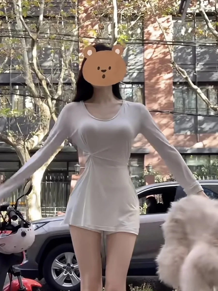 Песочные часы серии Pure Desire Gyaru Tiancai с V-образным вырезом свободная облегающая