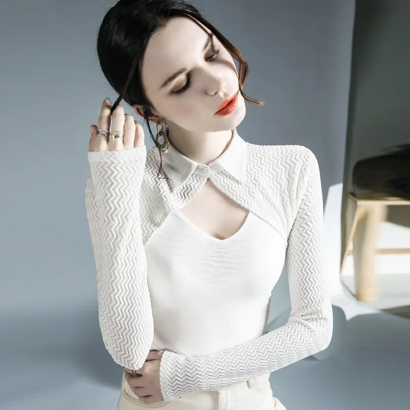 Осенняя новая футболка с полым дизайном и поясом сетчатым слоем стильная