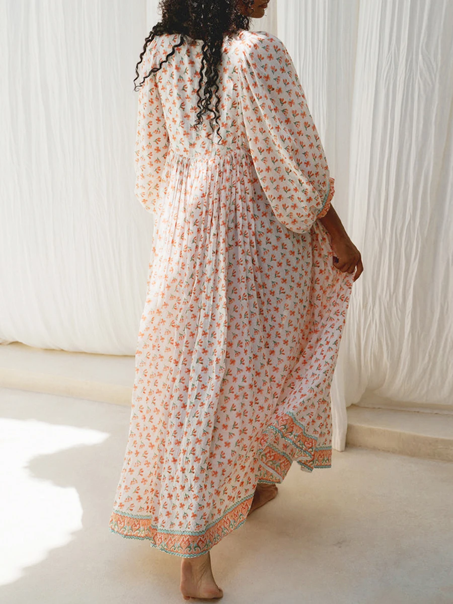 Женское длинное платье с рукавом 3/4 и V-образным вырезом