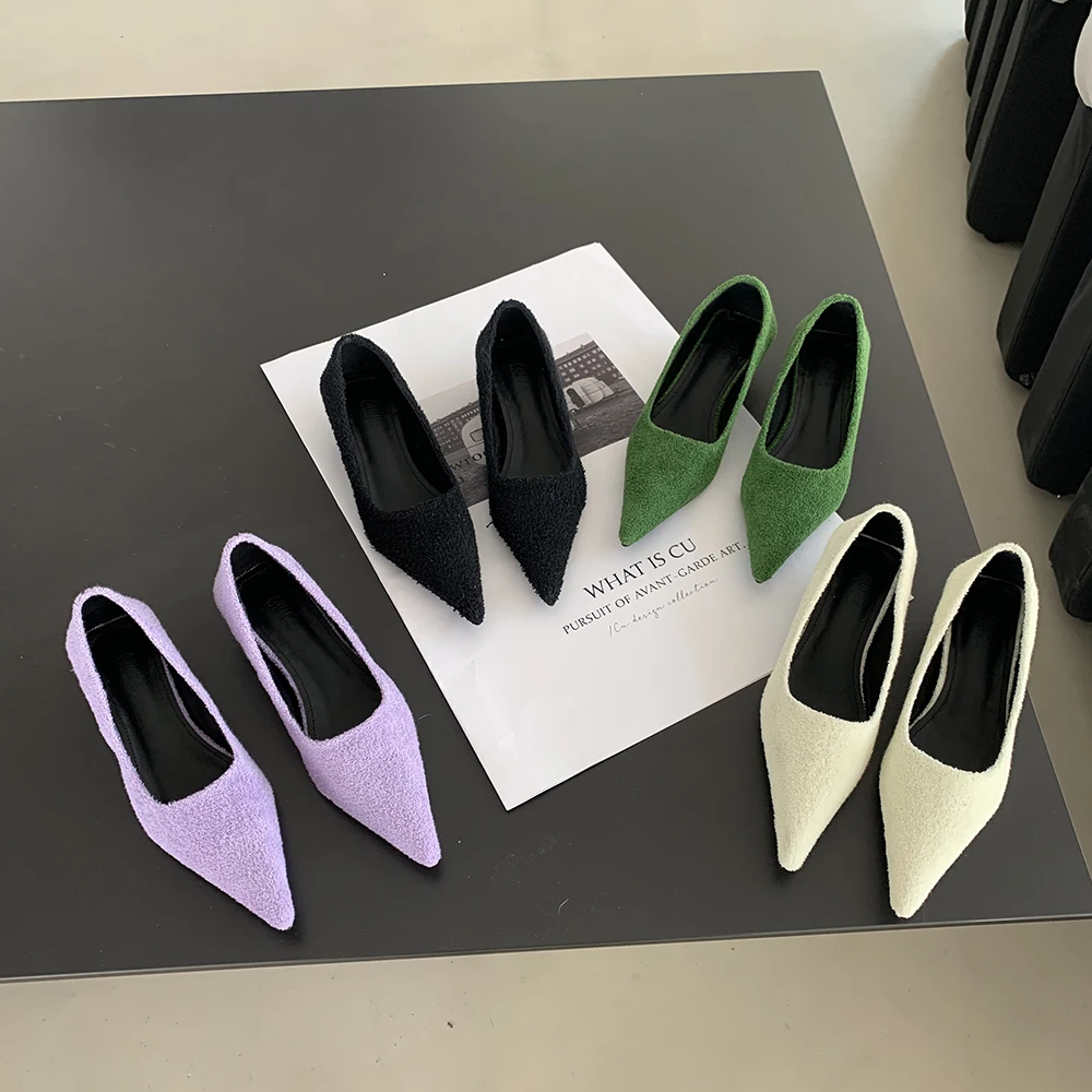 

Туфли-лодочки женские с мехом, без застежки, на тонком низком каблуке, вечерние офисные туфли, черные, фиолетовые, зеленые, белые, 2022