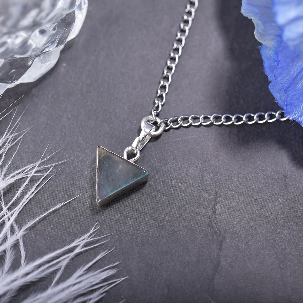 Ожерелье с подвеской из лабрадорита ITSMOS Natural LABRADORITE в синем свете луны, треугольное минималистичное украшение из полудрагоценного камня на цепочке из серебра 925 для женщин.