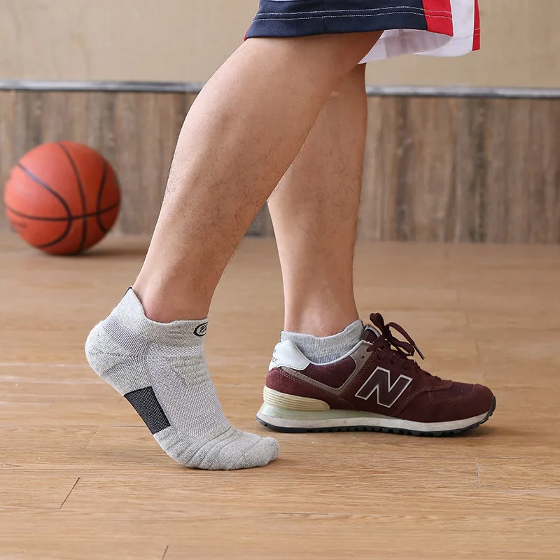 Running Sports Basketball Socks Breathable Moisture Wicking Athletic Sock Long Short Style Sweat Deodorant Sox Men Spring Winter
