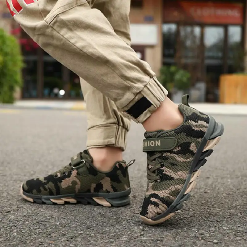 Spring and Autumn Flying Weave Camouflage Boys' and Pupils' Training Shoes Breathable Children's Running Shoes Sneakers