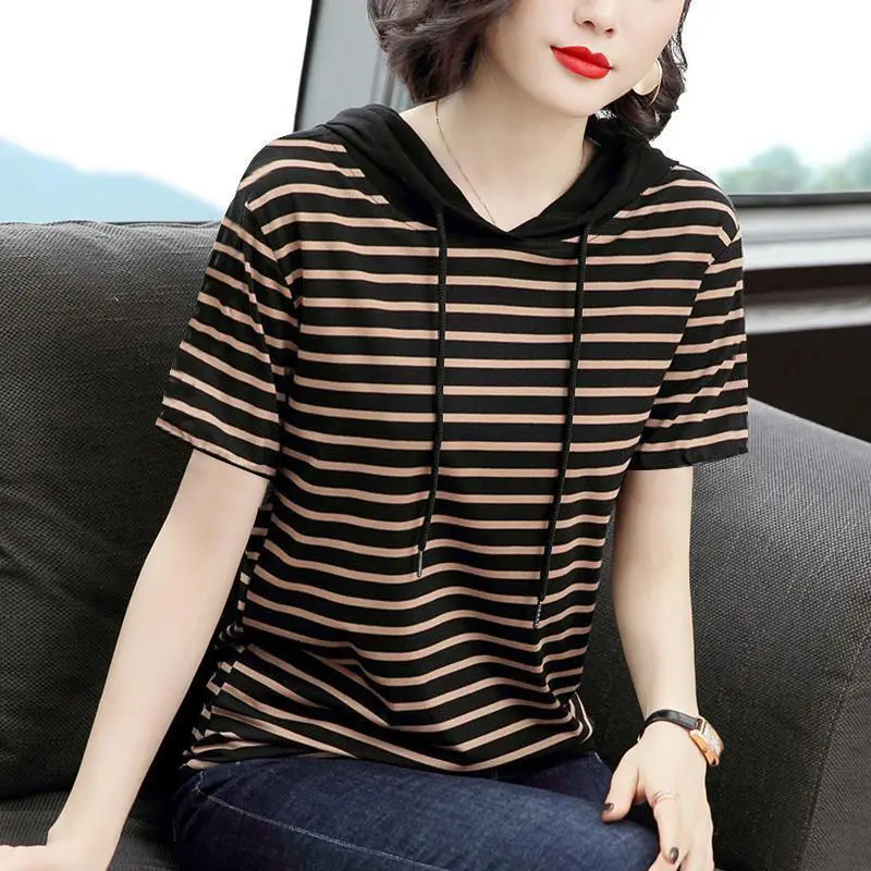

Women Hooded Cotton Fashion Tops New Summer Female T Shirts Black White Striped Short Sleeve Tee Shirt Ladies Loose Tops A89