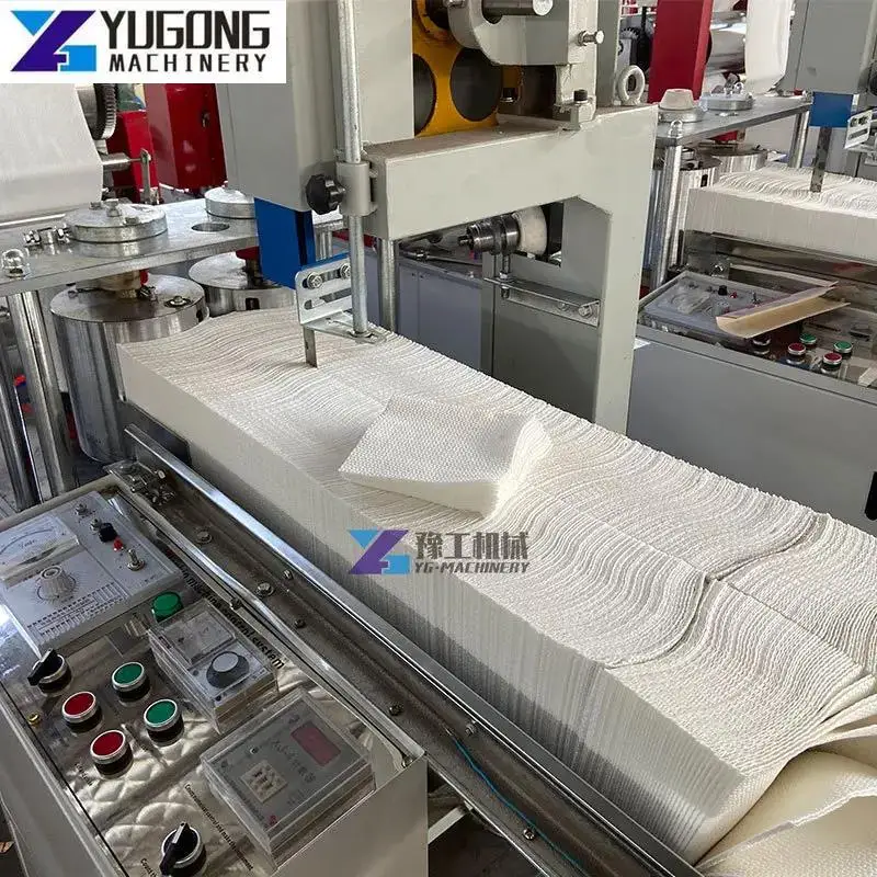 Полностью автоматическая машина для изготовления складных салфеток с тиснением