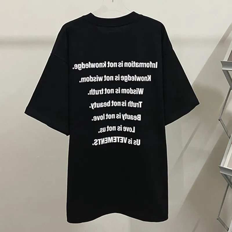 

Good Quality 2023ss Vetements Fashion T-shirt Men 1:1 Advertisement Logo US Is Vetements Women T Shirt Tees VTM Short Sleeve