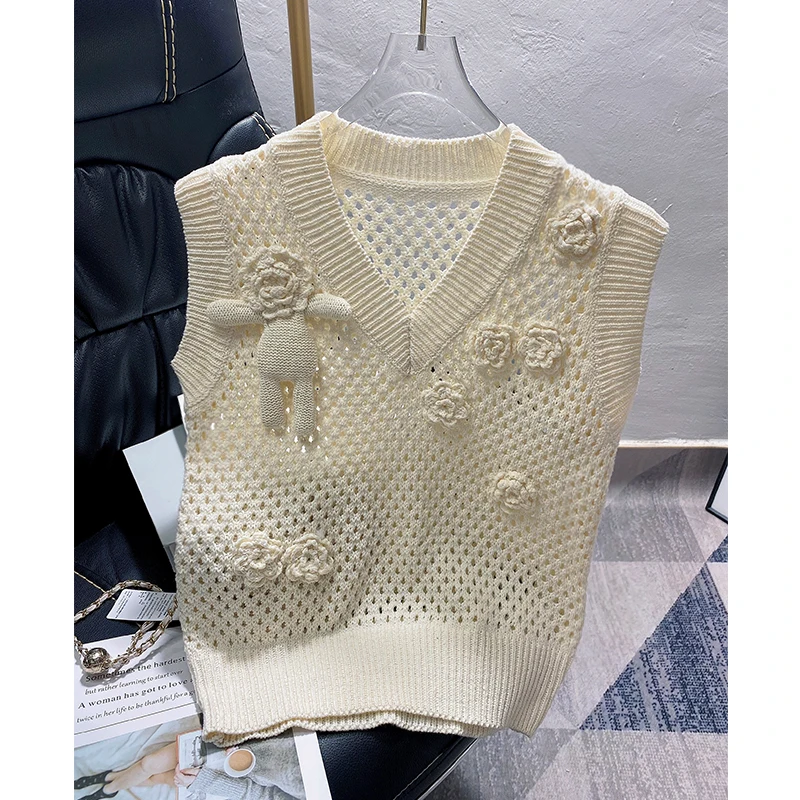 New High quality logoed Hollowed out Flower knitted vest women's V-neck loose women's sweater Soft Sleeveless women sweater