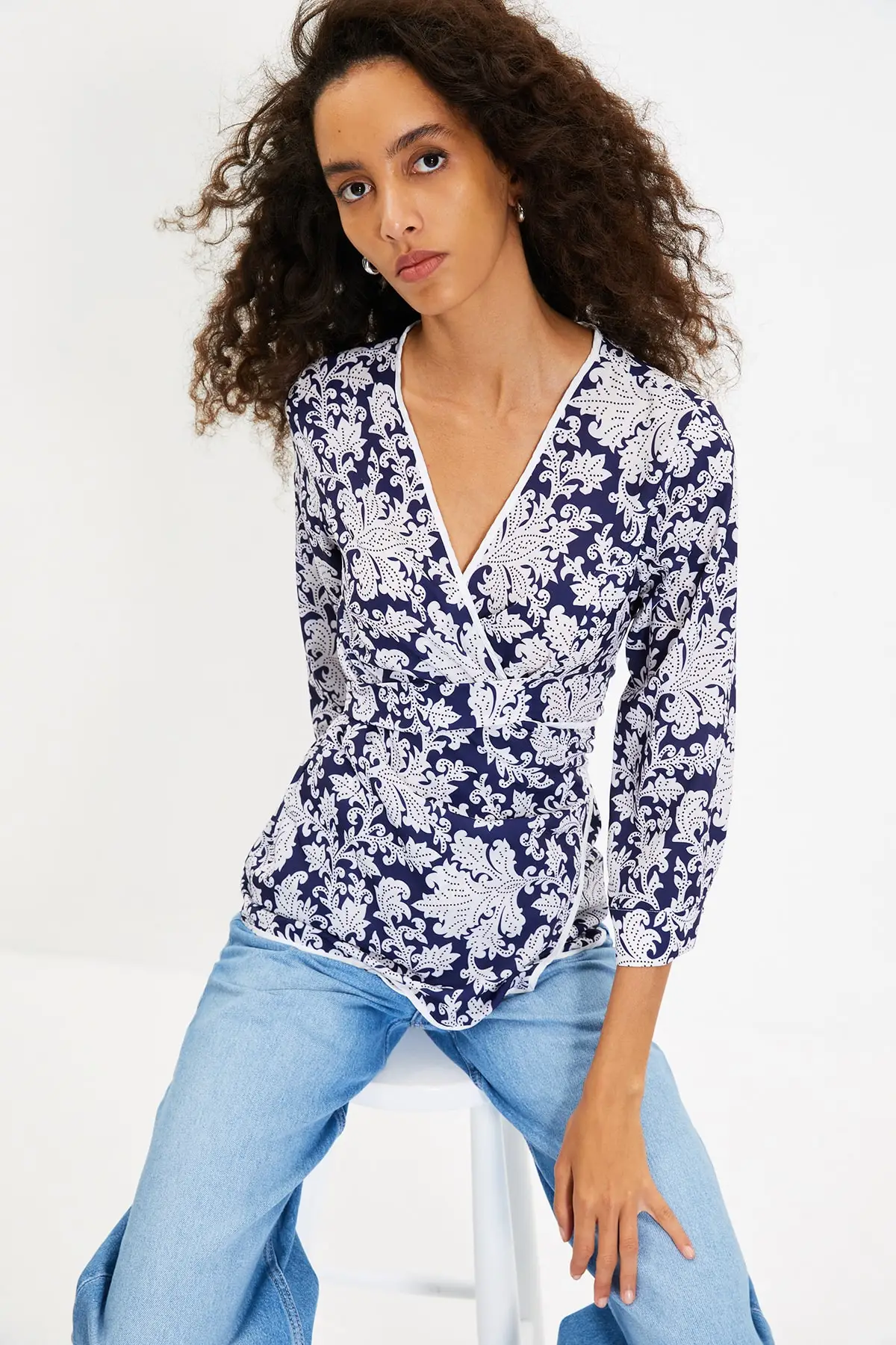 

Trendyol Buttoned Blouse TWOAW22BZ0352