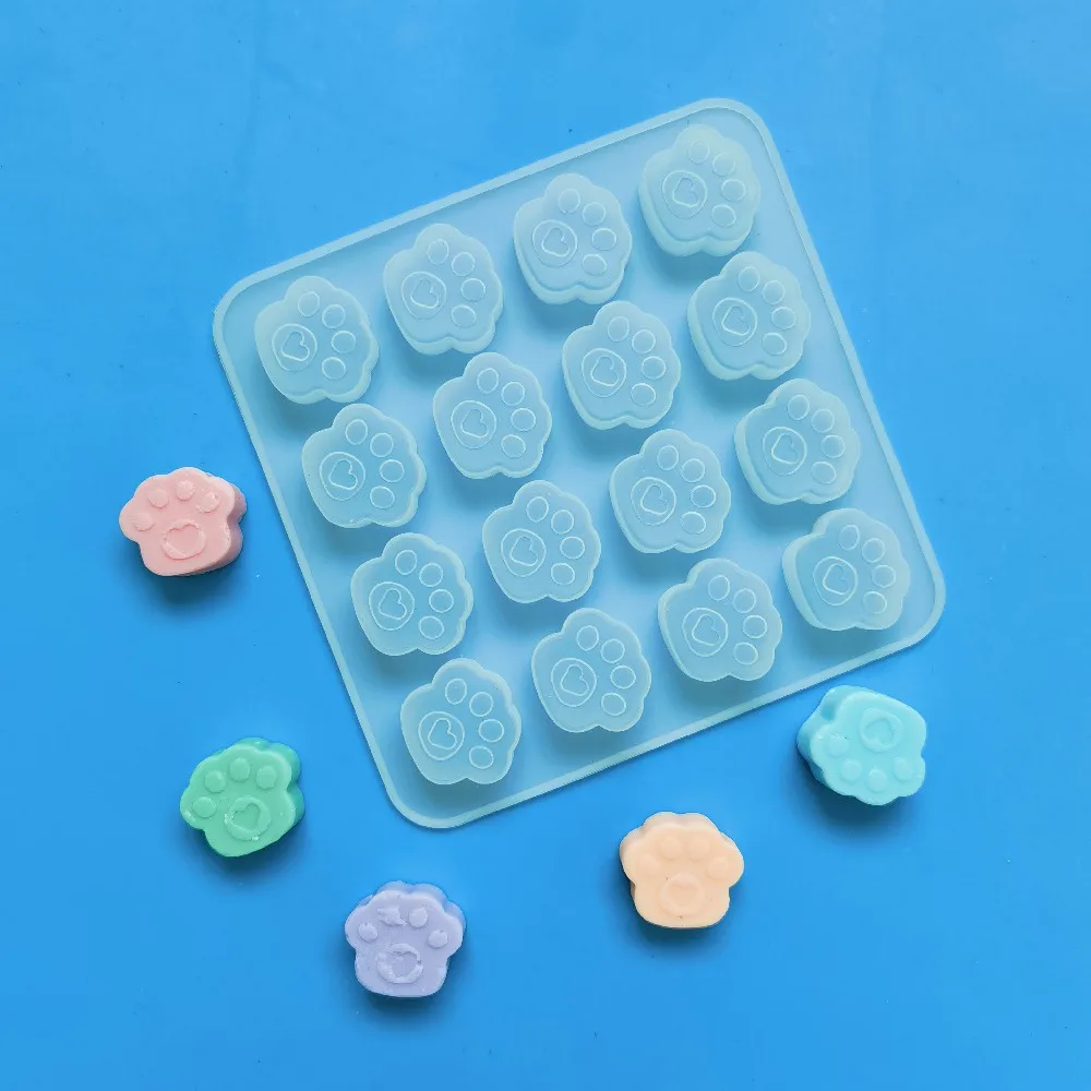 

DIY Silicone Dog Cat Animal Paw Pet Print Baking Mold Reusable Homemade Dog Treats Candy Cookie Jelly Ice Cube Chocolate Mould