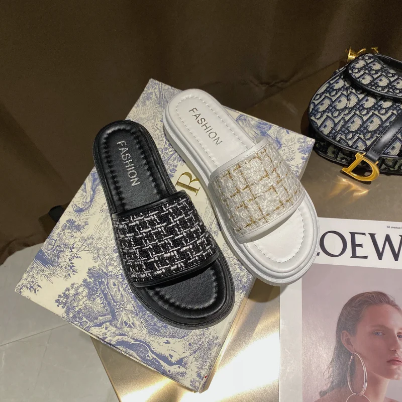 For External Wear Cross Style Casual Slippers