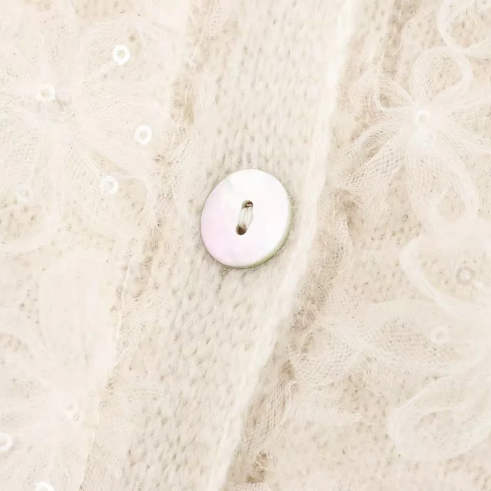 Женский милый вязаный кардиган с кружевом и бисером лацканами цветами короткими