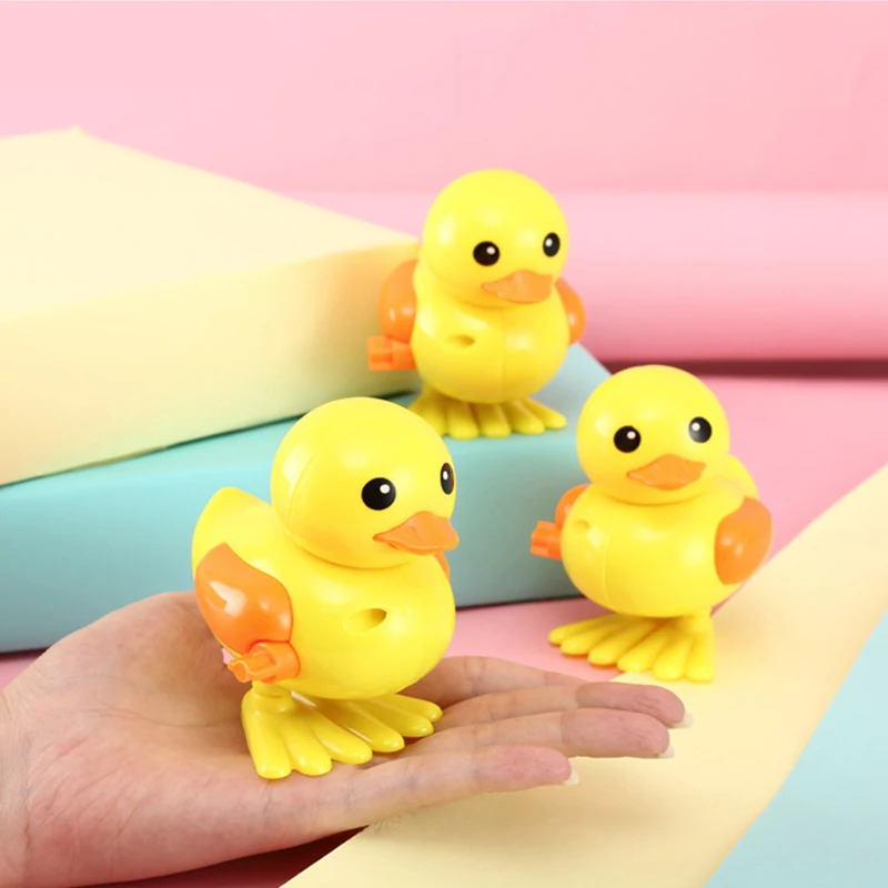 

1pcs Wind Up Toys animal Clockwork Jumping Walking Kids Educational Toy for Children Baby Gifts Random Color