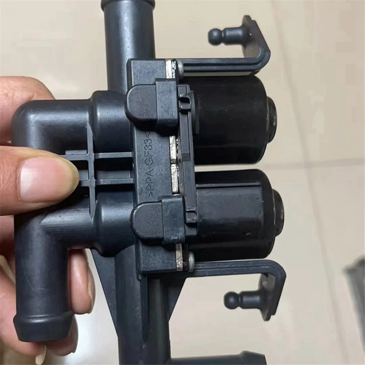 Клапан управления водяным охлаждением автомобиля 64119310349 для BMW F01 F02 F10 F11 F12 F07 520I 523I