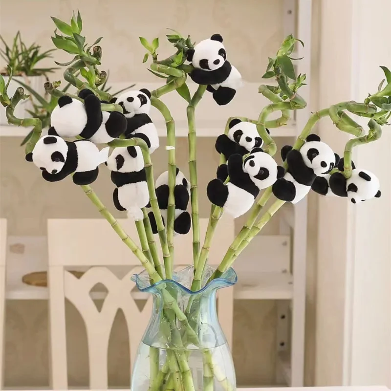 

2023 New Mini Panda Clip Plush Toy Small Doll Doll Potted Plant Bedroom Desktop Pendant Cute Creative Gift Home Decor