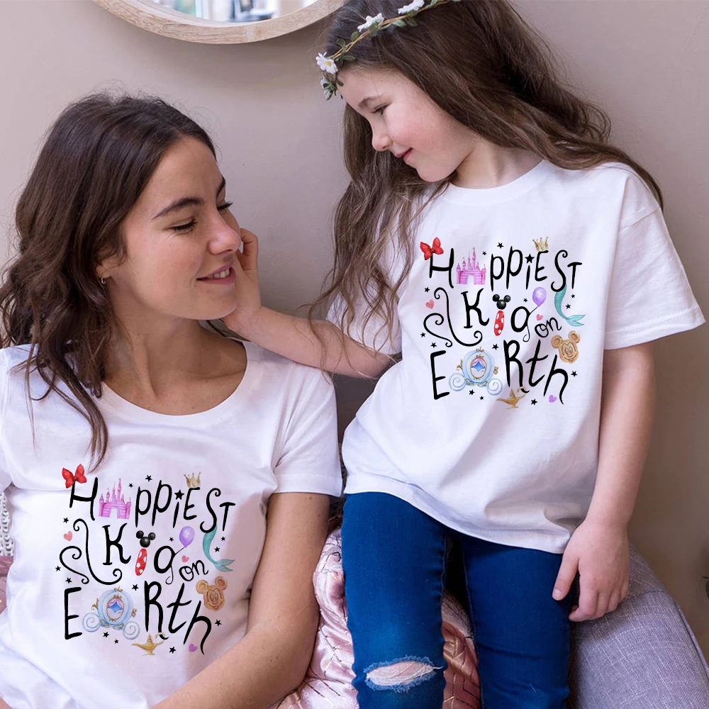 

Mother Kids Happy Disney Trip Family Matching Clothes Fashion Casual Vacation Women T-shirt Kawaii Harajuku Boy Girl Tops Shirt