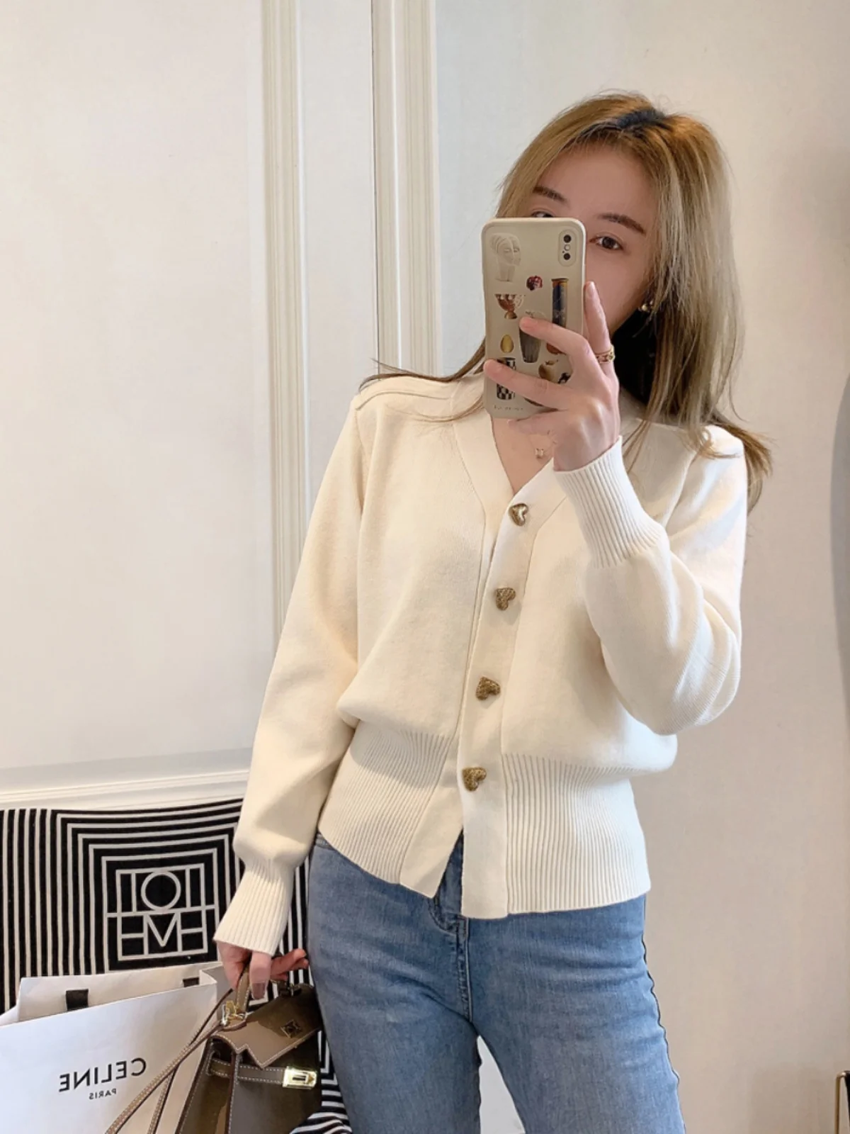 Cardigan sweater 2024 New Spring and Autumn Korean Fashion Short Girdle V-neck Heart Red Knitted Outerwear Women
