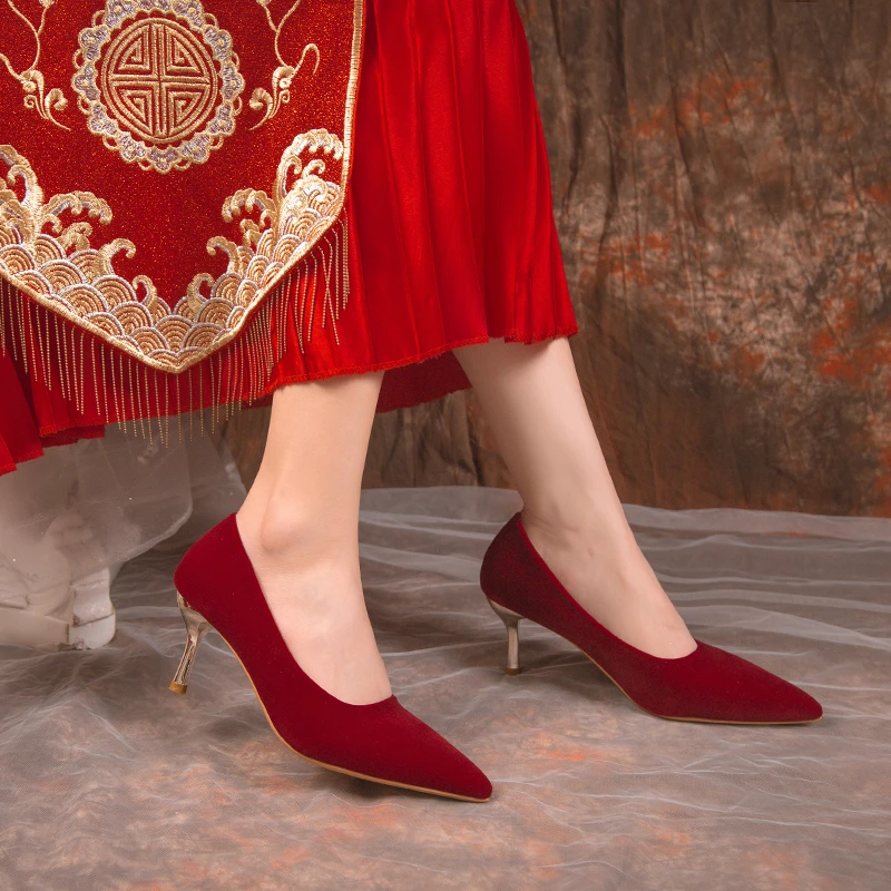 Туфли-лодочки женские на высоком каблуке флоковые заостренный носок без