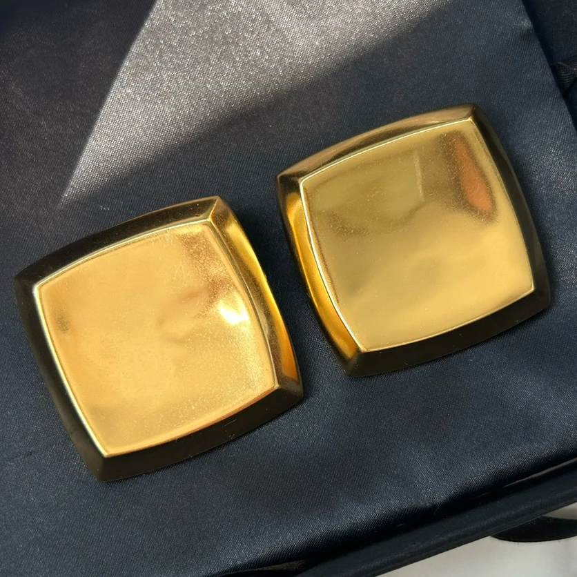 Горячий известный дизайнерский бренд нерегулярные квадратные золотые серьги с
