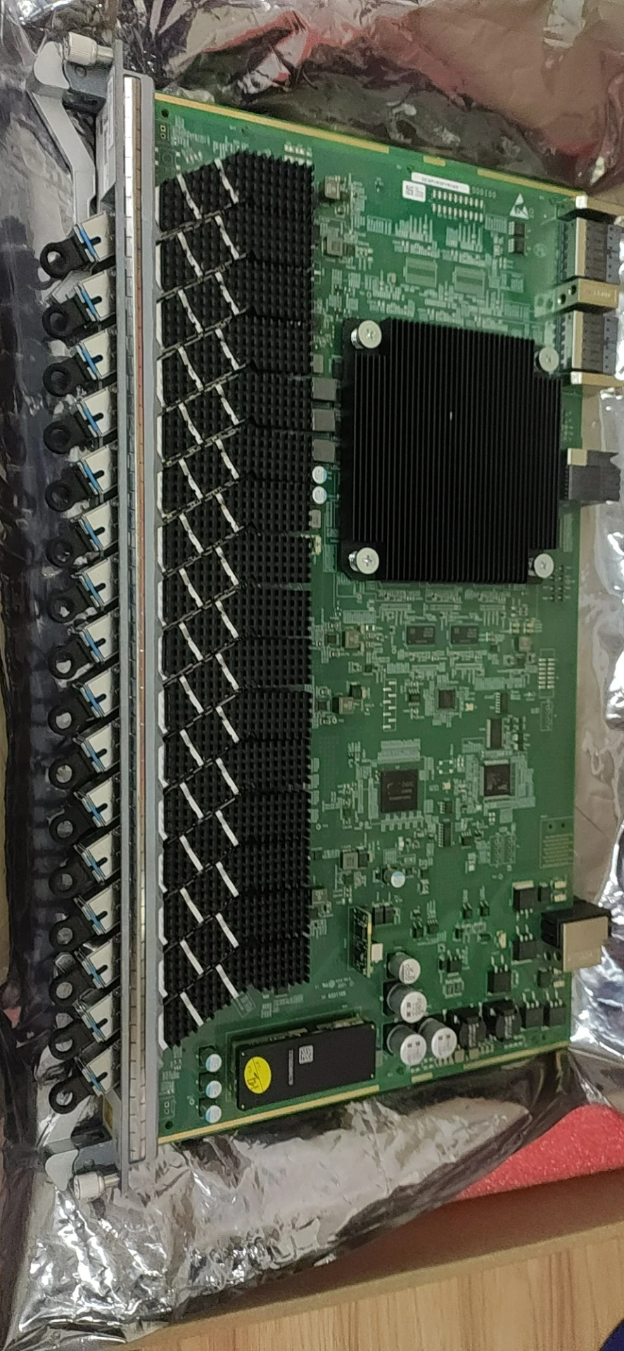 

ZTE GFBT применимо к плате ZTE C600 OLT 10 Gigabit XGPON PON