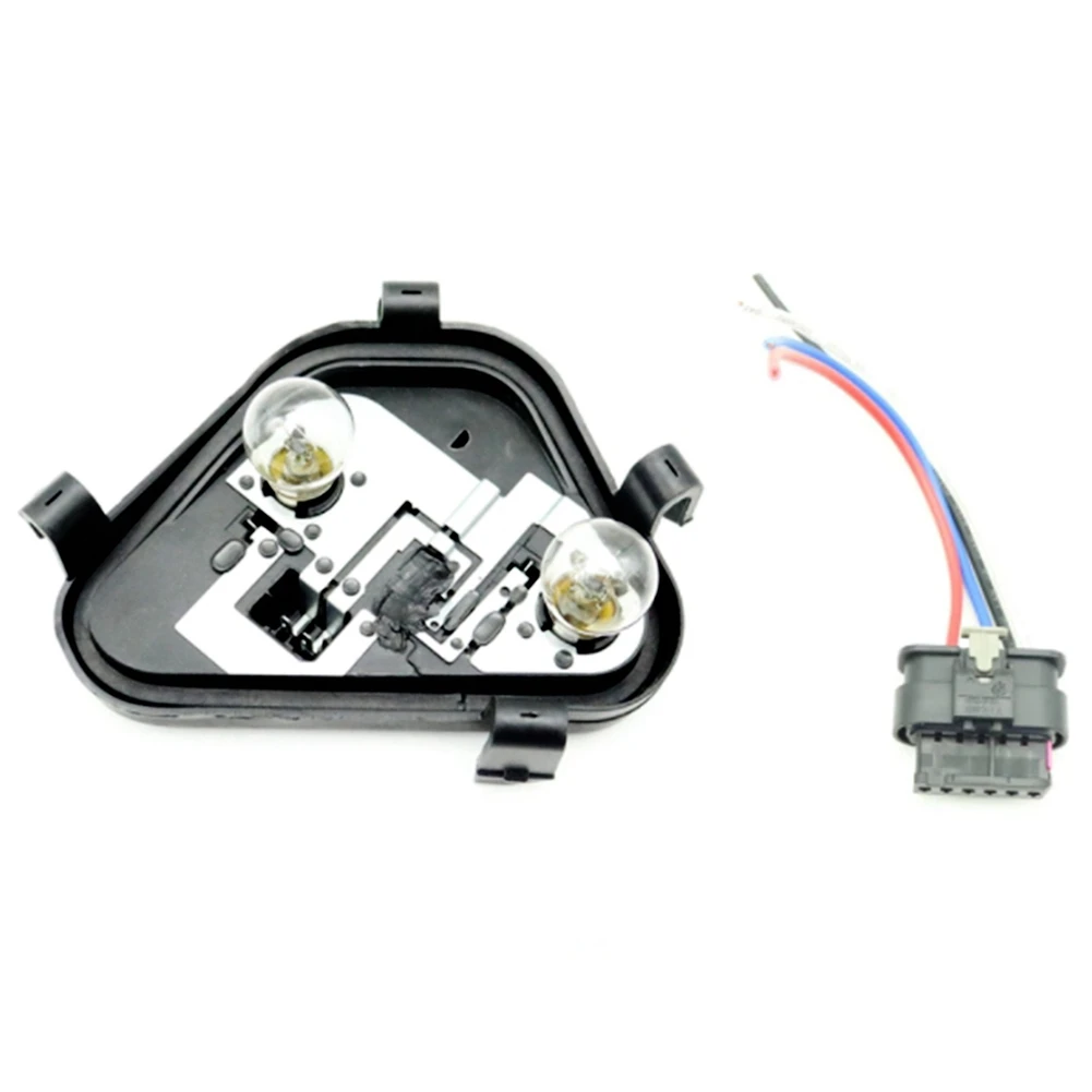 

Держатель для правой пассажирской лампы, внешний задний фонарь, держатель для лампы с разъемом, подходит для BMW 3 серии 63217313044