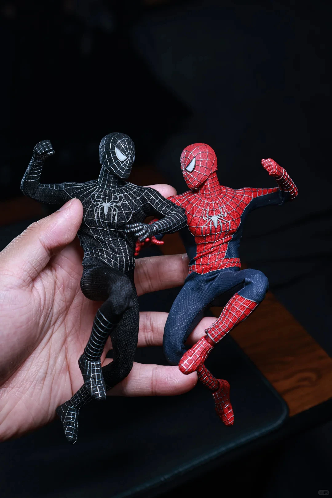 Фото В наличии Оригинальная фигурка WELIKE TOYS WLT04-05 Человек-паук 1/12, 6 дюймов, полный комплект, модель, игрушка, украшение №4